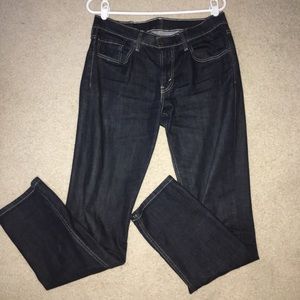 Men’s Levi’s dark wash jeans 32x32